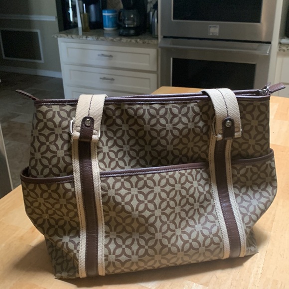 Relic sturdy hand/work bag with multiple inside and outside pockets. - Picture 14 of 16